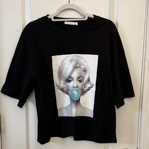 NWOT by Egreis Black Graphic Short Sleeve Tee, Marilyn Monroe